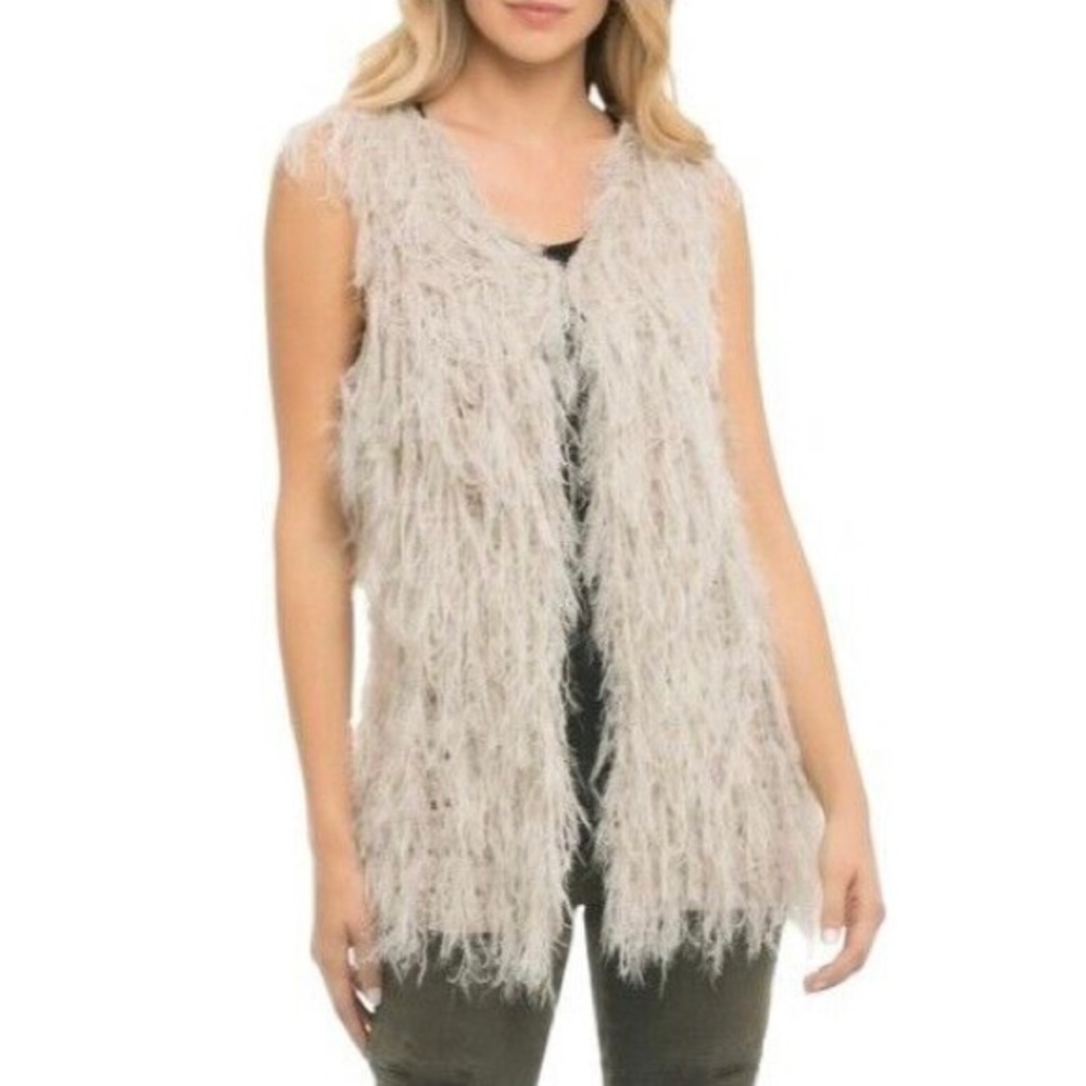 Elan Shag Vest w/ Hooks